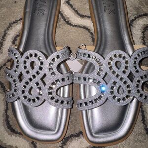New WLK by S. Miller Stylish Silver Women's Sandals- size 9